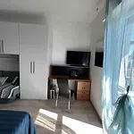 아파트 Lakehouse Enjoy 베르바니아