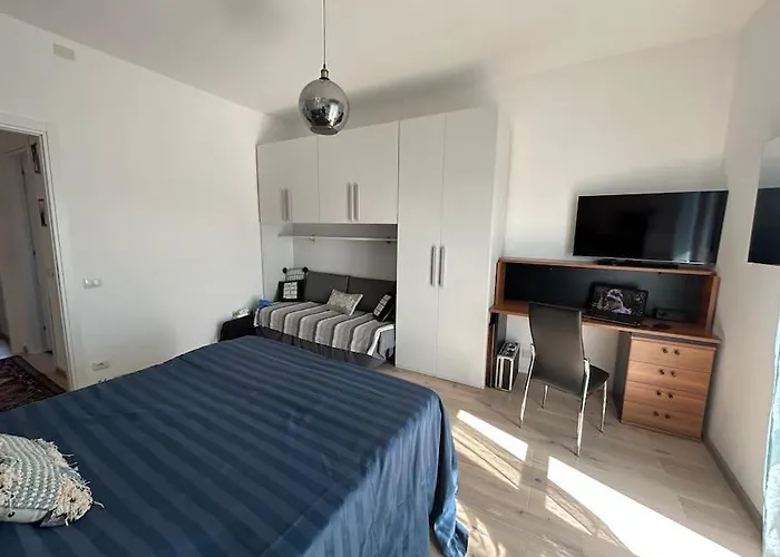 Lakehouse Enjoy דירה