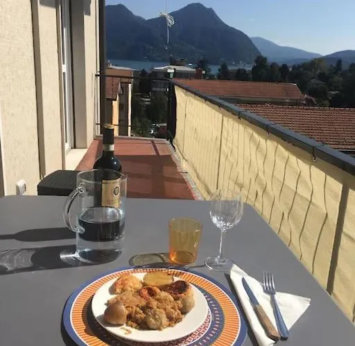 Lakehouse Enjoy דירה *